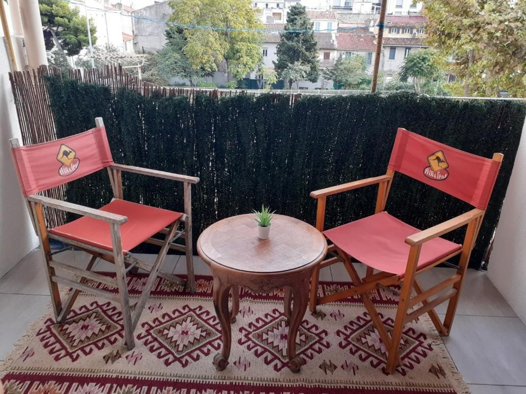 Appartement Calme Avec Terrasse Marseille Exterior photo